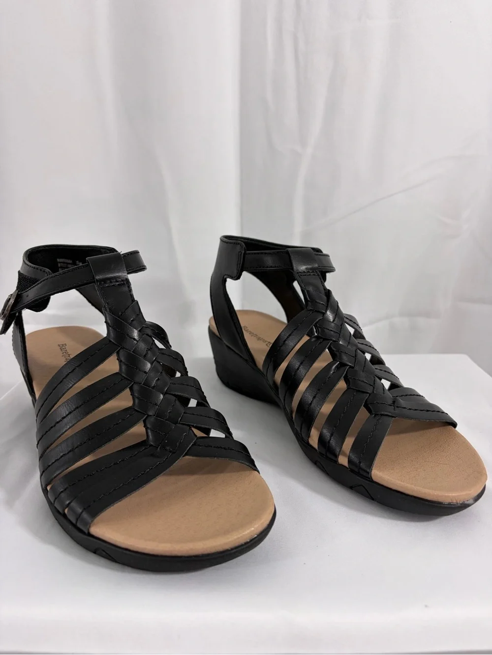 NWT Baretraps Women's Size 7.5 Black Velcro 2 Inch Wedge Sandals - Picture 1 of 7